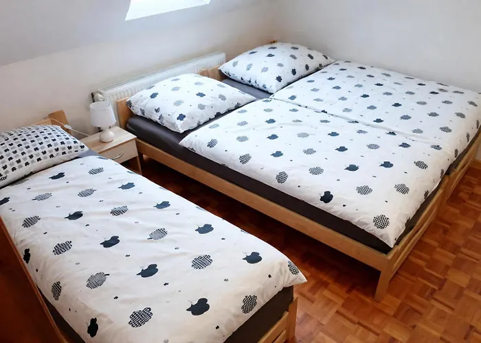 Na Krizovce Lägenhet