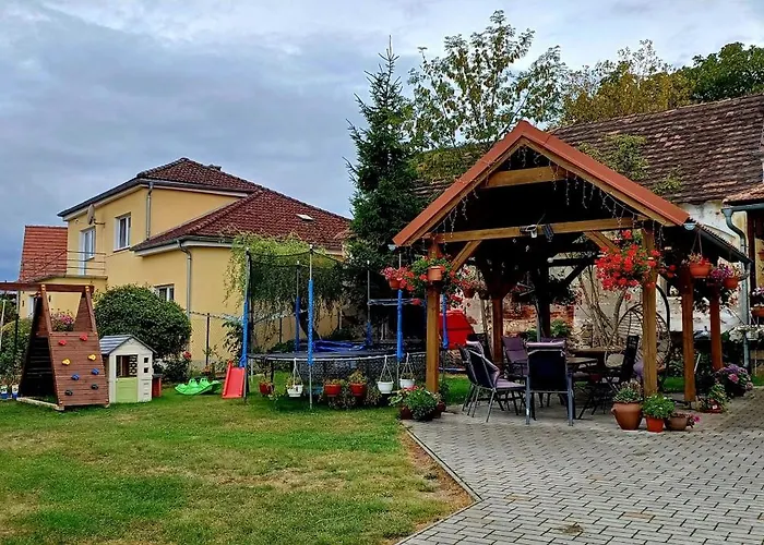 Na Krizovce Lägenhet